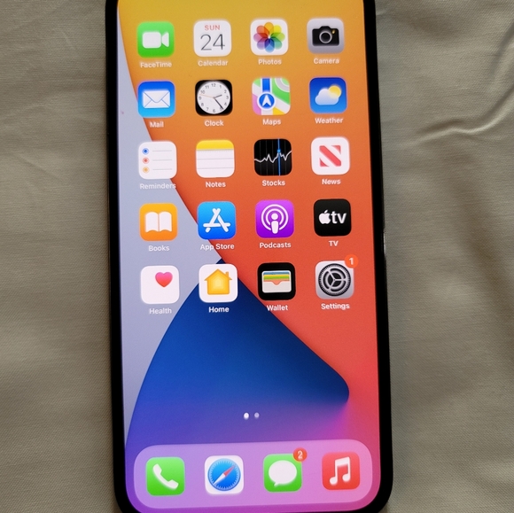 IPhone 12pro maxx - Picture 3 of 4